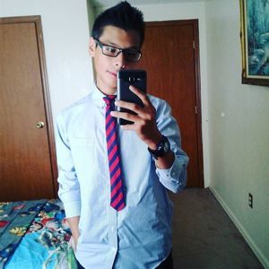 Meet your Posher, Eduardo