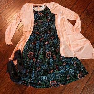 LuLaRoe XXL Floral Navy Amelia