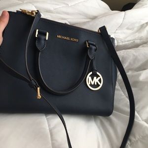 Michael Kors dark blue bag 💙✨