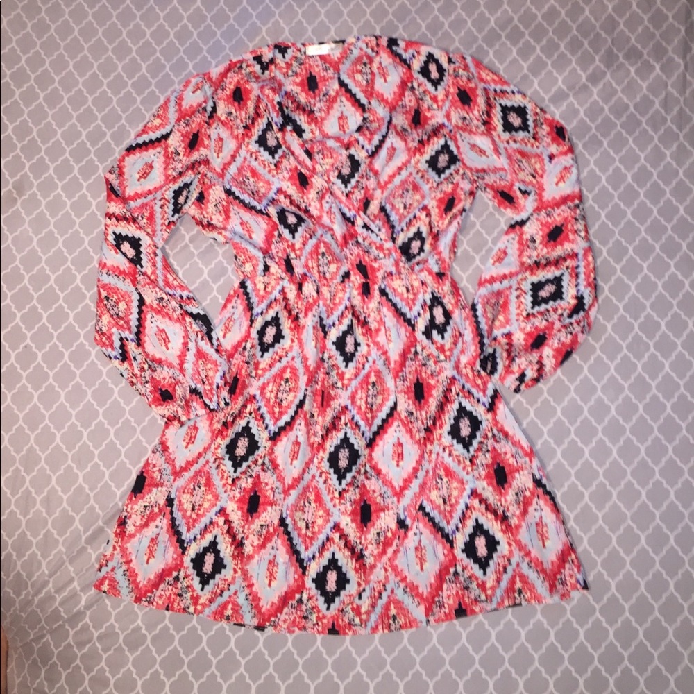 SOLD!! Bold Aztec print dress!