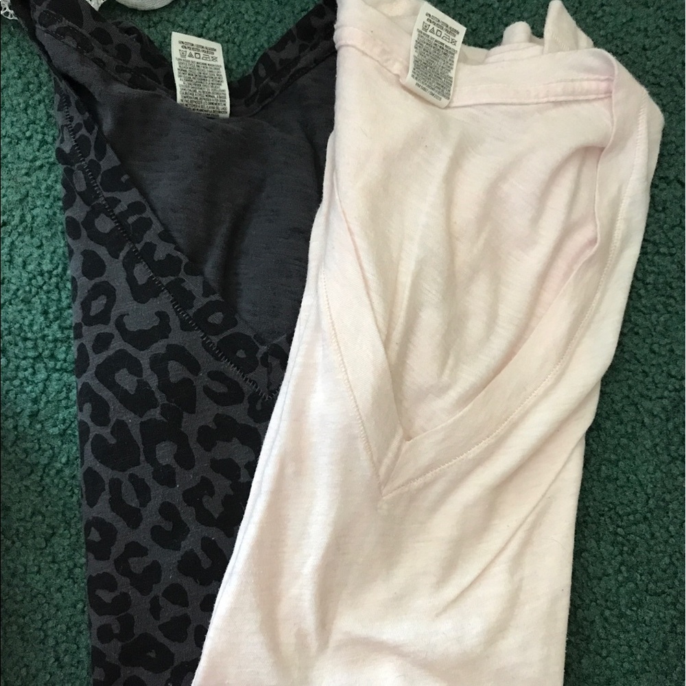 Victoria's Secret pink v neck t-shirts