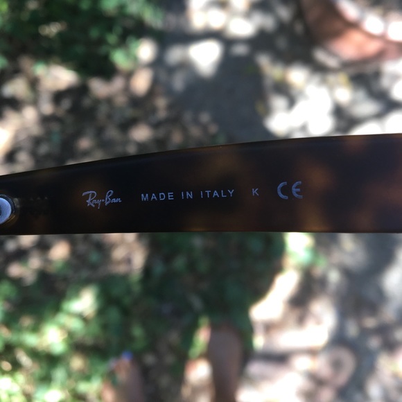 Ray ban Wayfarers - Picture 5 of 6