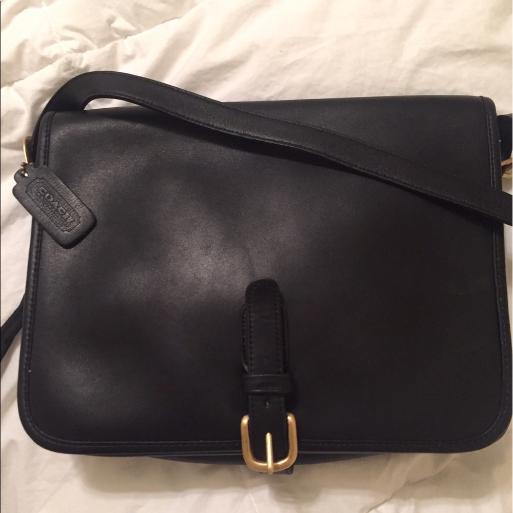 SOLD Vtg Coach NYC Saddle Pouch Bag