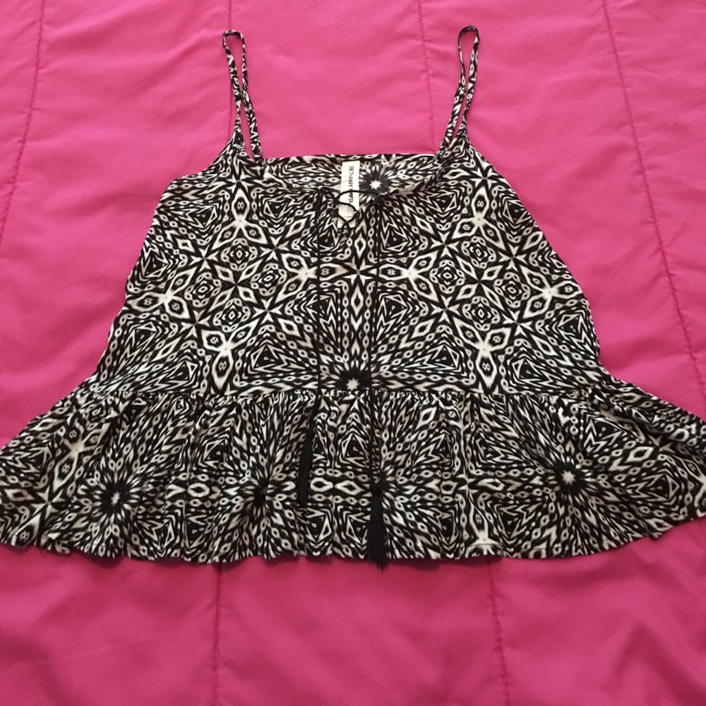 Black and White Top