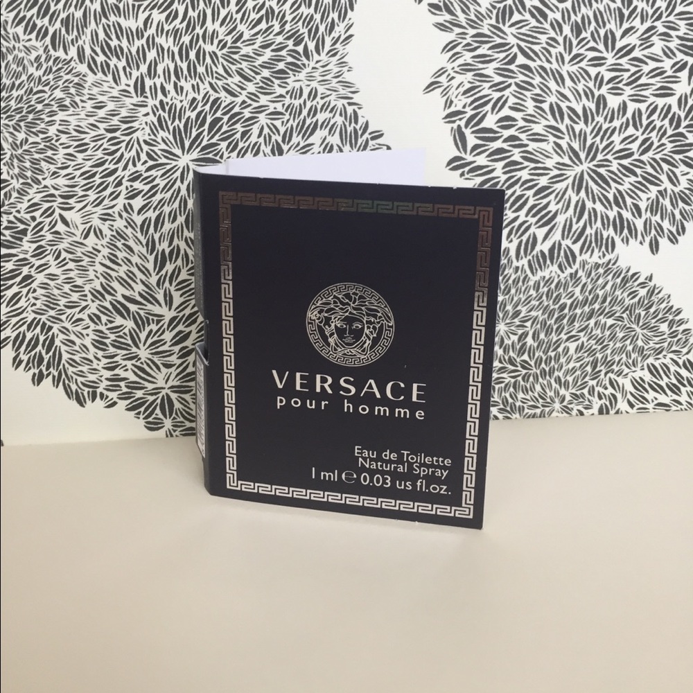 Men's Versace fragrance sample