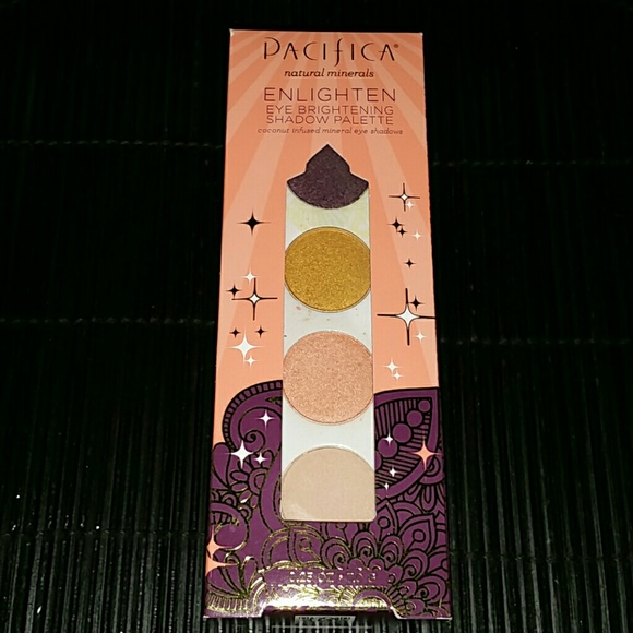 Pacifica Other - Pacifica Enlighten Eye Brightening Shadow Palette
