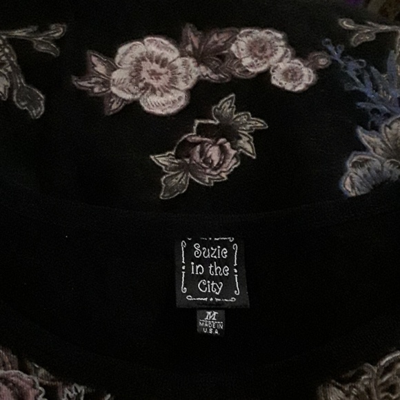 Suzie in the city top sz M - Picture 4 of 4