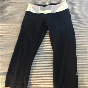 Lululemon cropped pants