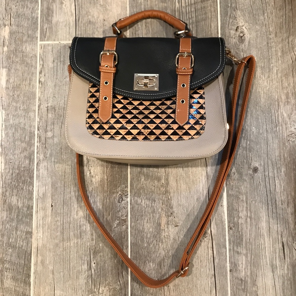 Vegan Friendly Pixie Mood bag, Barely used.