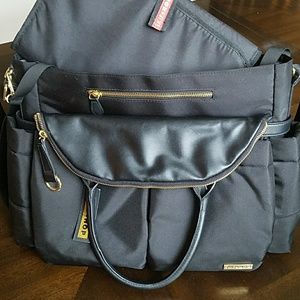 Like New* Skip Hop Chelsea Downtown Diaper Satchel