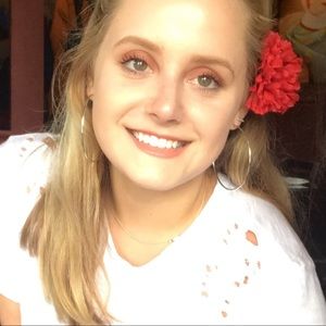 Meet your Posher, Noelle