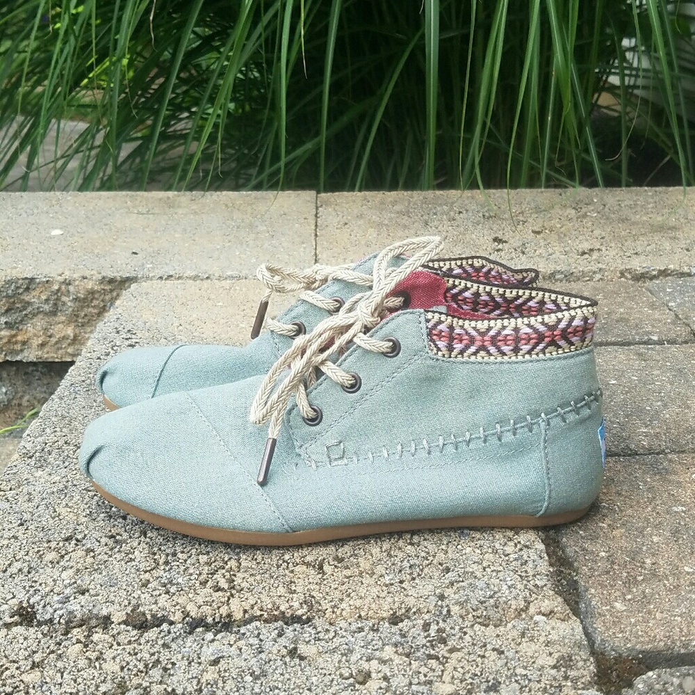 Toms hightops
