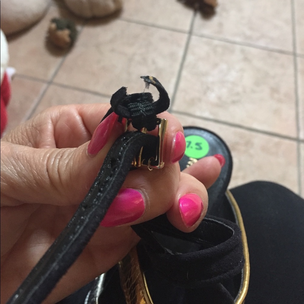 Shoes - Picture 7 of 7