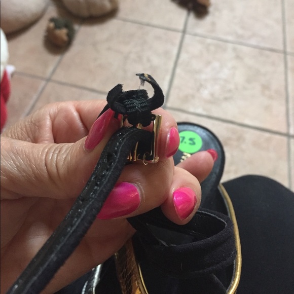 Shoes - Picture 7 of 7