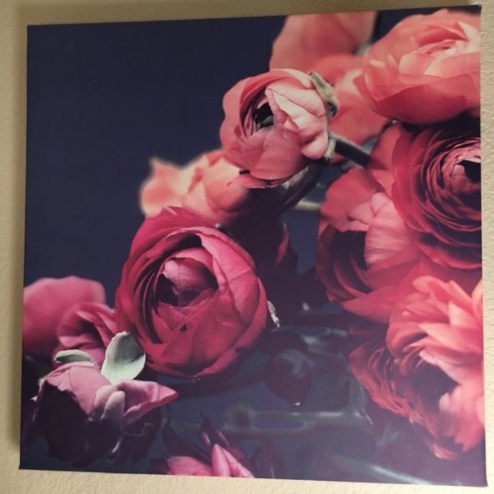 Floral canvas decor