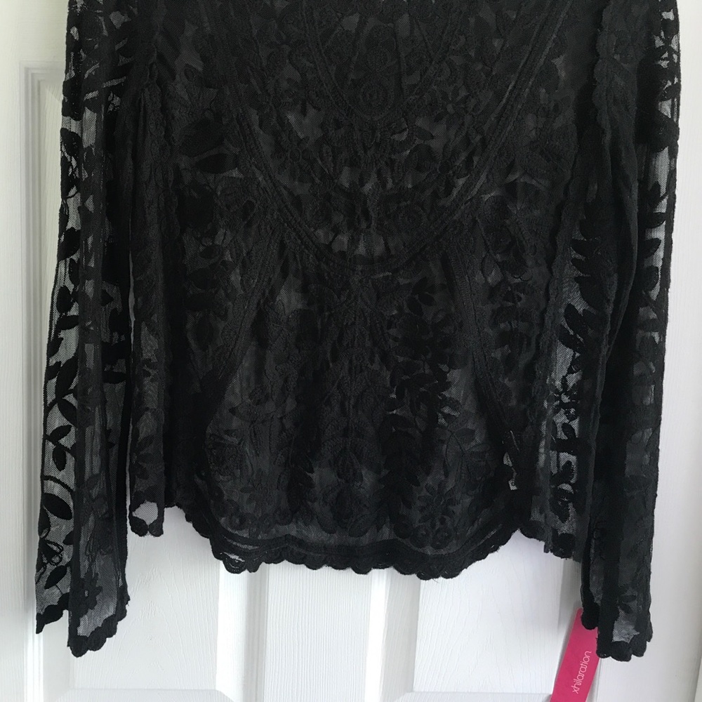 STUNNING BLACK LACE TOP - Picture 4 of 4