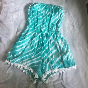 Charlotte Russe XS Green and White tie-die Romper