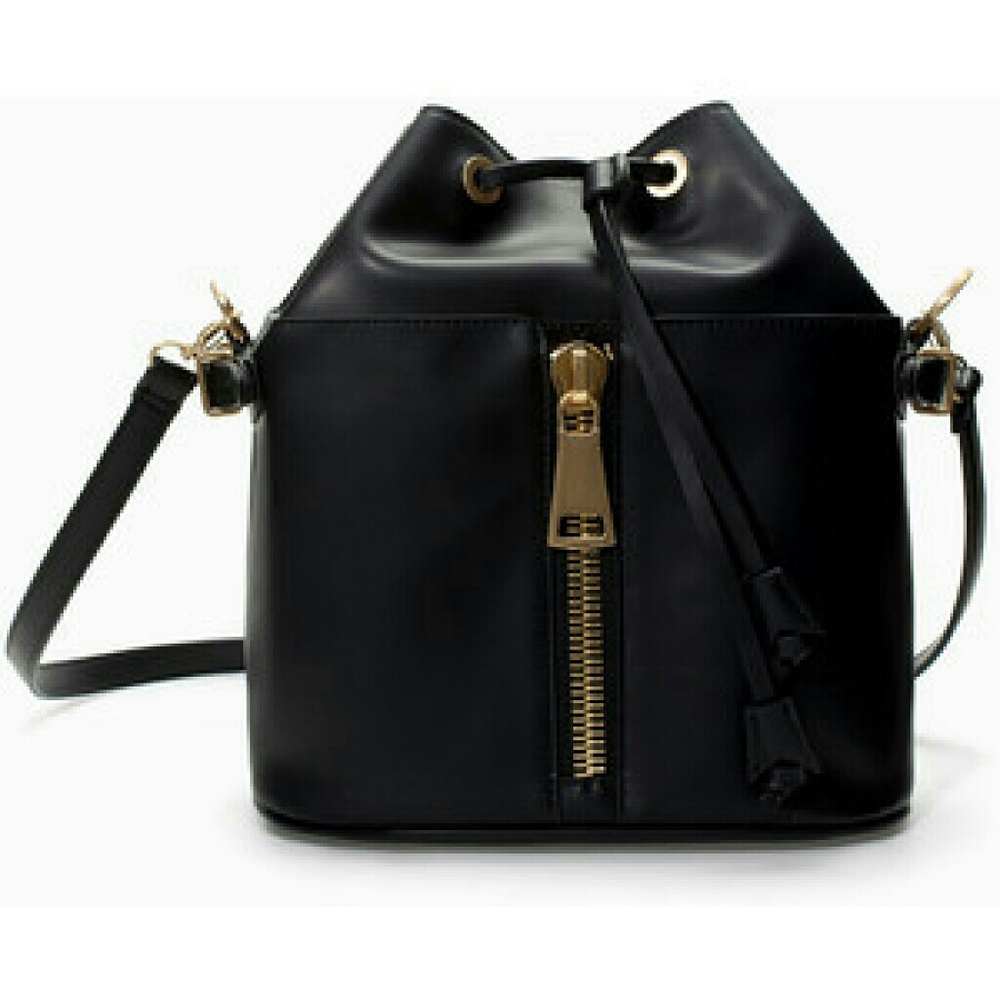 Closing TODAY ♦Zara Bucket Bag