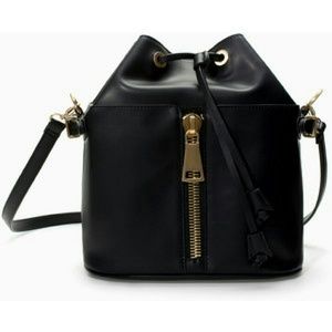 Closing TODAY ♦Zara Bucket Bag