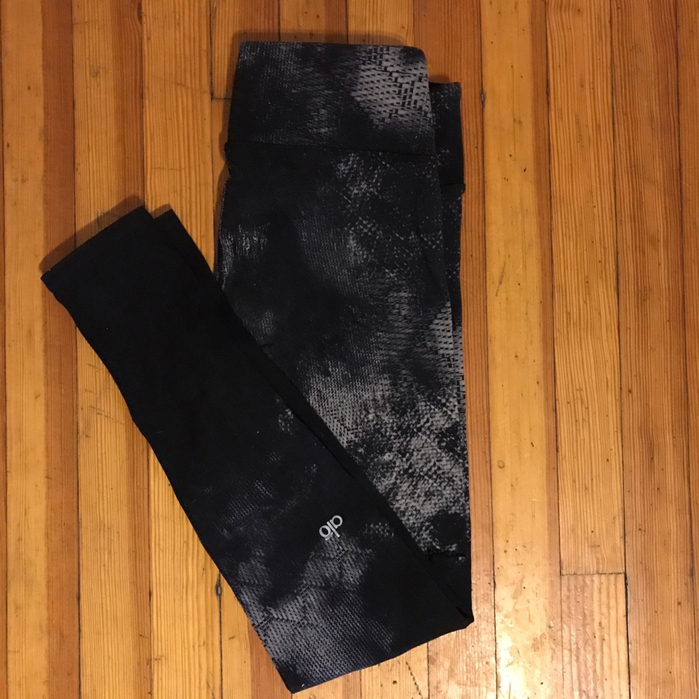 Alo Yoga Airbrush Leggings