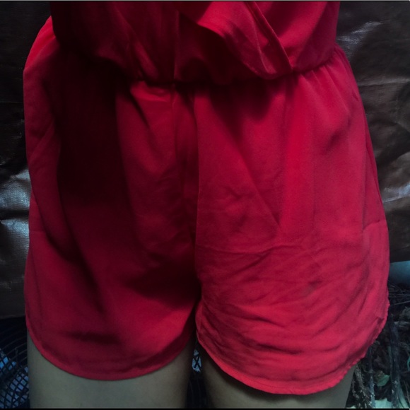 NEW Red Ruffle Romper - Picture 4 of 4