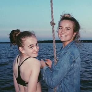 Meet your Posher, Nora