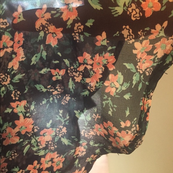 FOREVER 21 DRESS - Picture 5 of 6