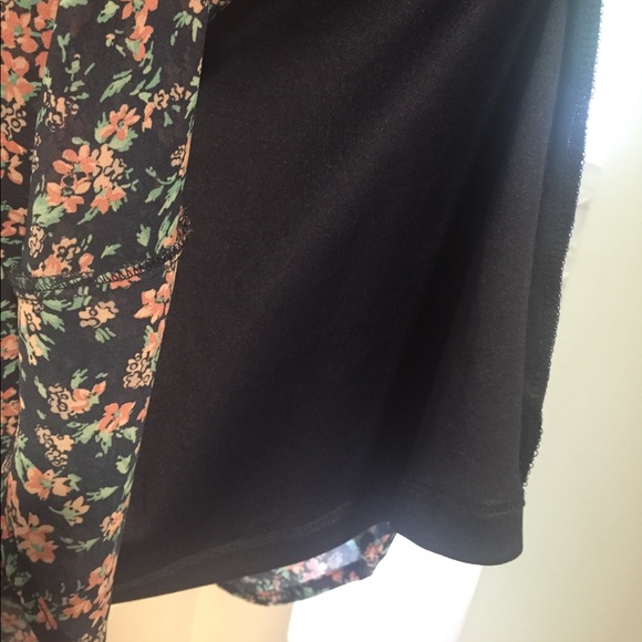 FOREVER 21 DRESS - Picture 6 of 6