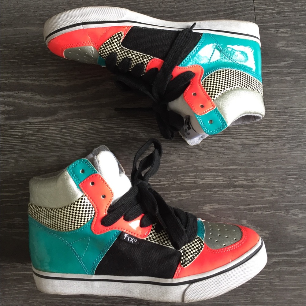 Steve Madden hot pink/blue sneakers