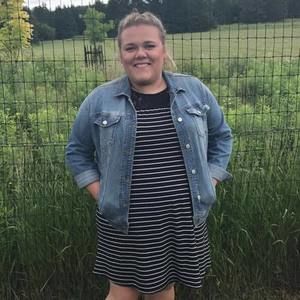 Meet your Posher, Anna
