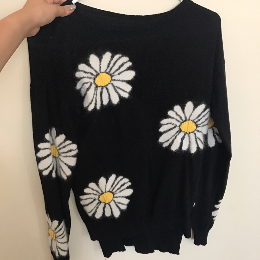 RARE Brandy Melville sunflower sweater