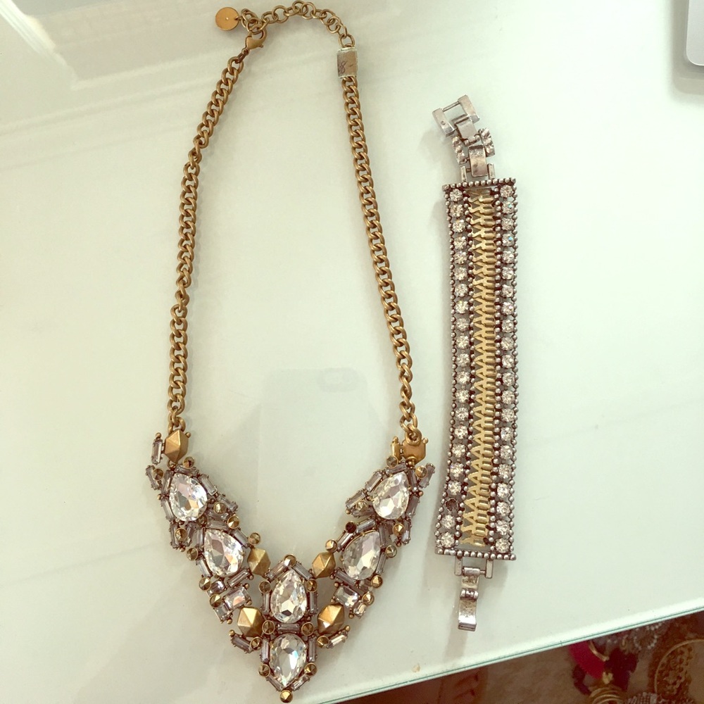 Necklace/bracelet set