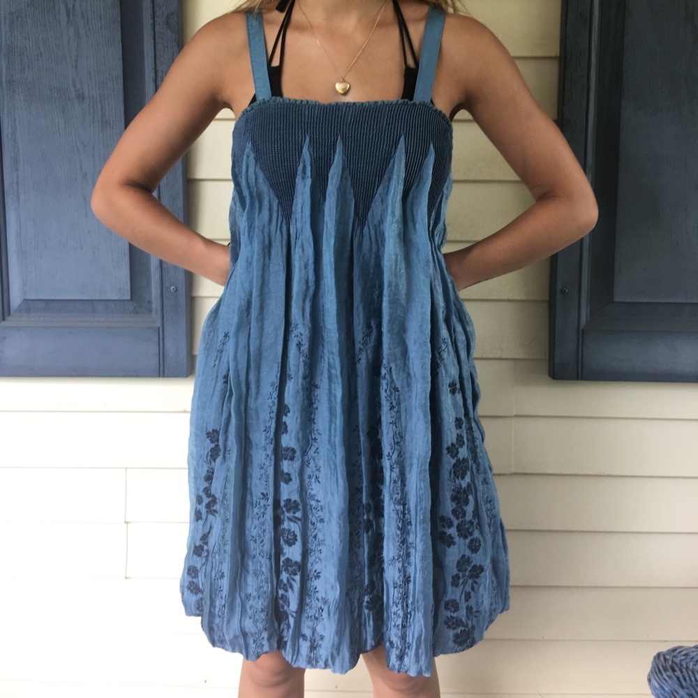 Pinky Balloon Blue-Colored Dress
