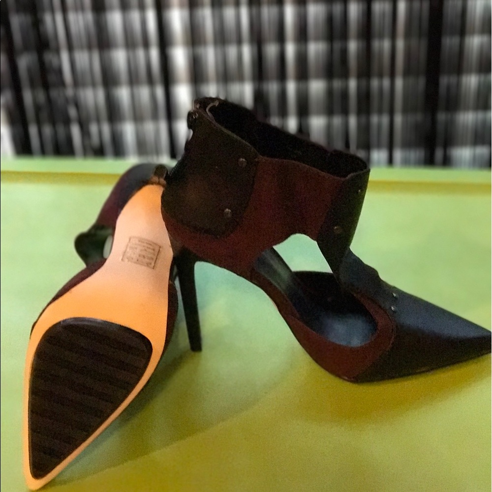 Hot and Trendy! NWOT Sexy Heels