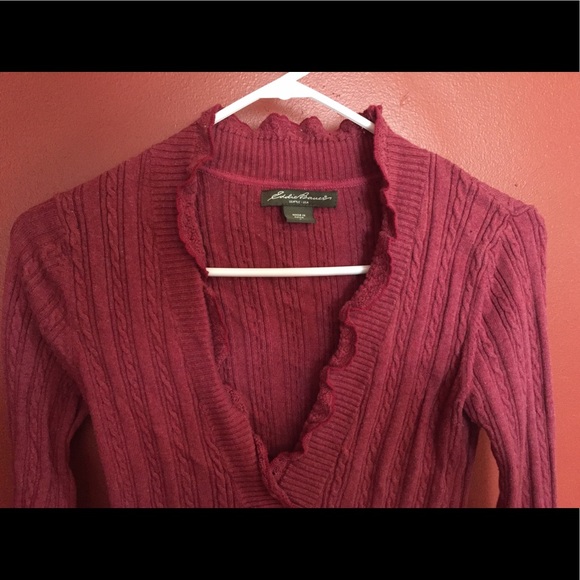 Scalloped neck cable knit cranberry sweater - Picture 2 of 3