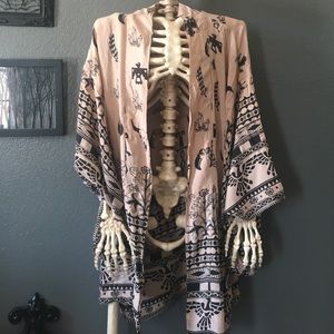 Spell "gypsy" kimono