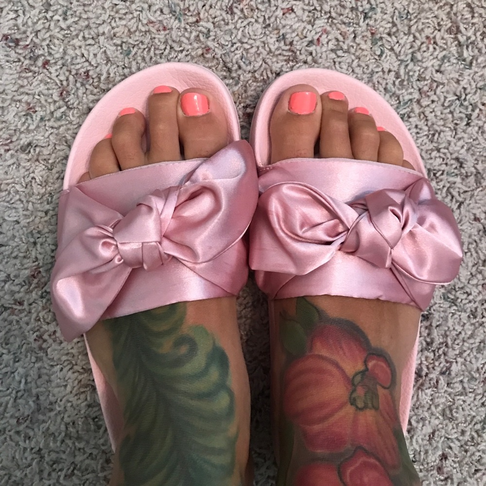 Fenty bow slides- Rihanna