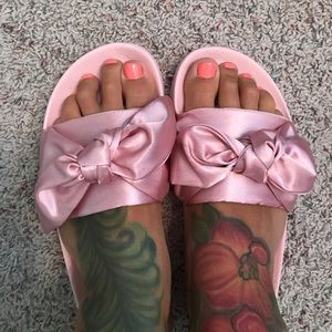 Fenty bow slides- Rihanna