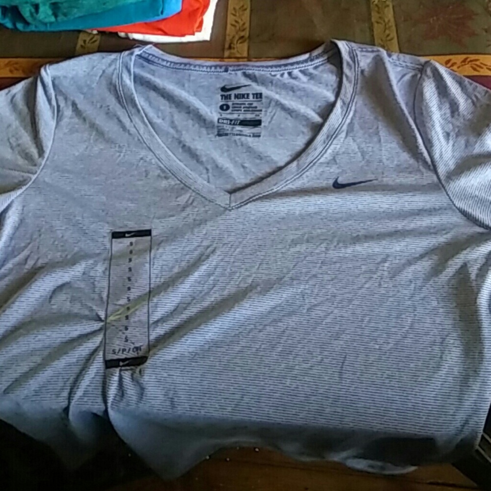 2 girls shirts