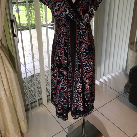 ❗️SALE❗️Multicolor handkerchief bottom WAS $20 - Picture 5 of 5