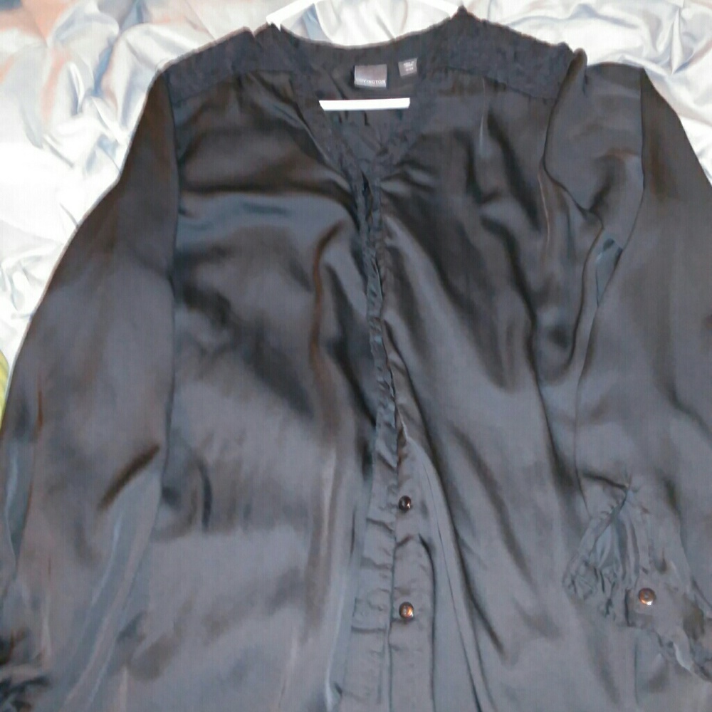 NWOT black silky top