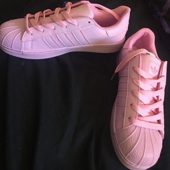 NWT Baby Pink Adidas Superstars - Picture 2 of 2