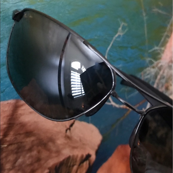 Maui Jim unisex sunglasses. main image 4