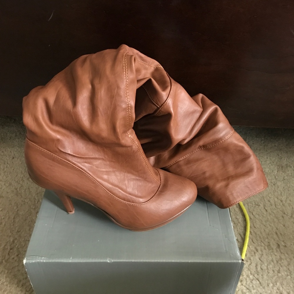 Charlotte Russe Shoe Boots