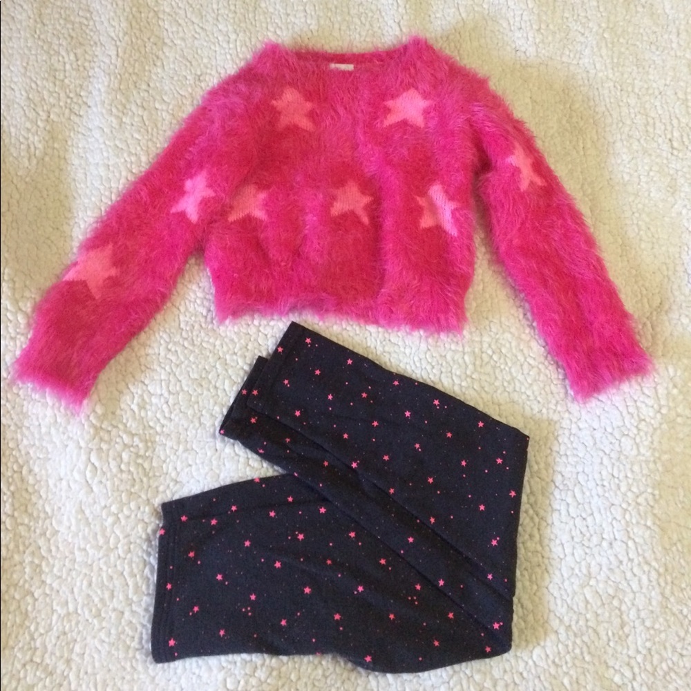 Crop sweater and star leggings
