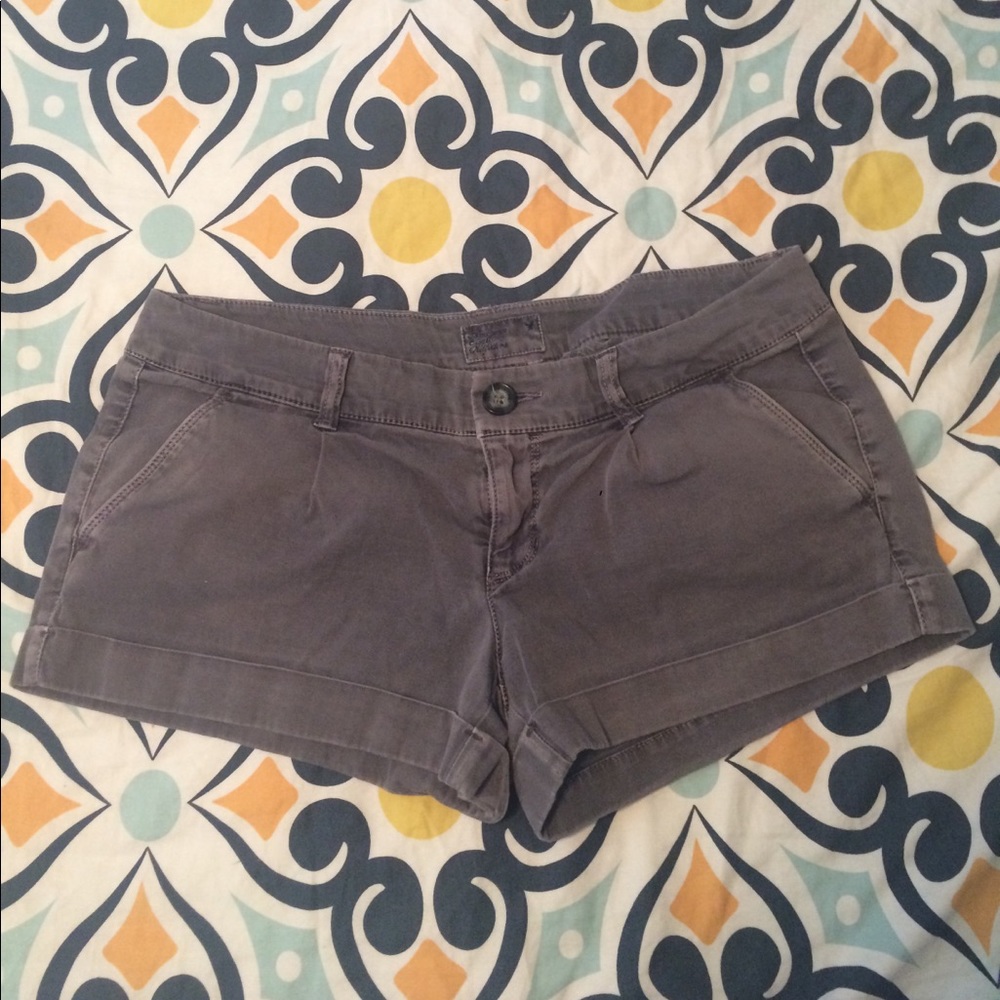 American Eagle Short Size 4