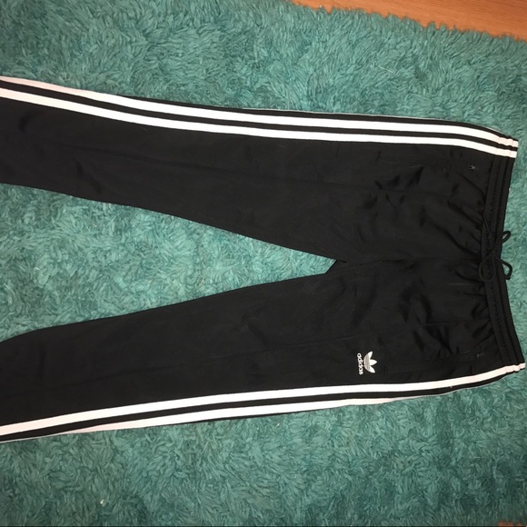 Adidas original back and white striped pants - Picture 1 of 4