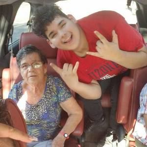 Meet your Posher, Javier