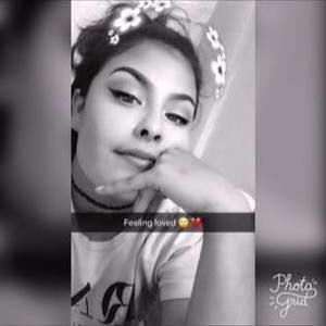 Meet your Posher, Casandra