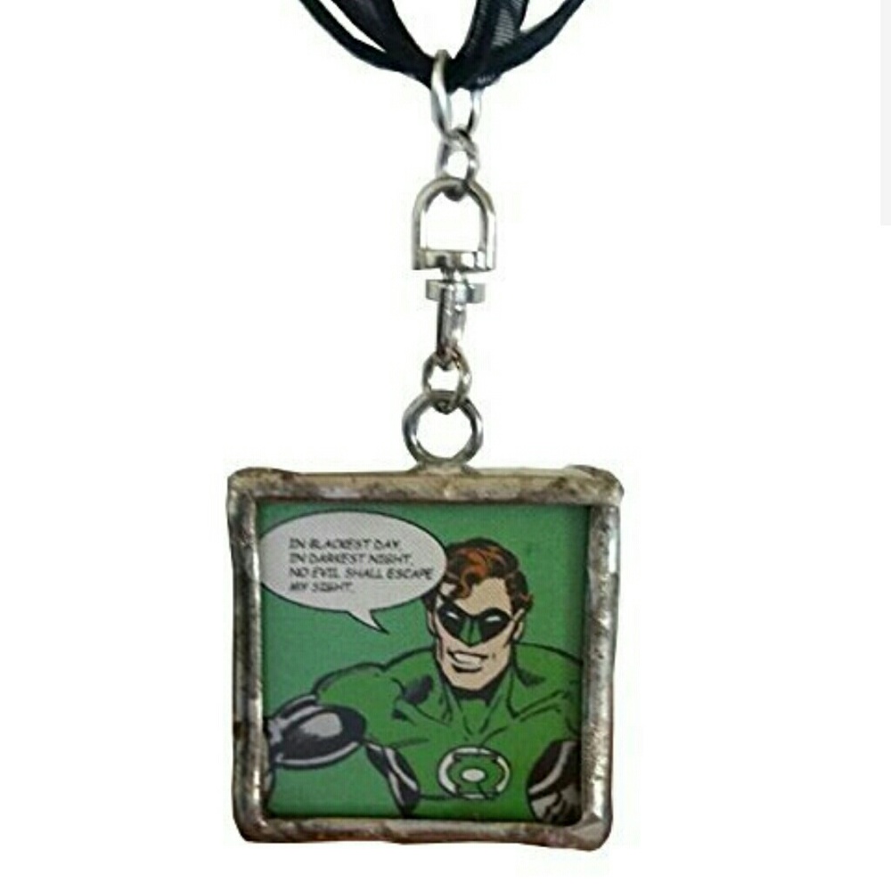 4/$16 Green Lantern Reversible Ribbon Choker